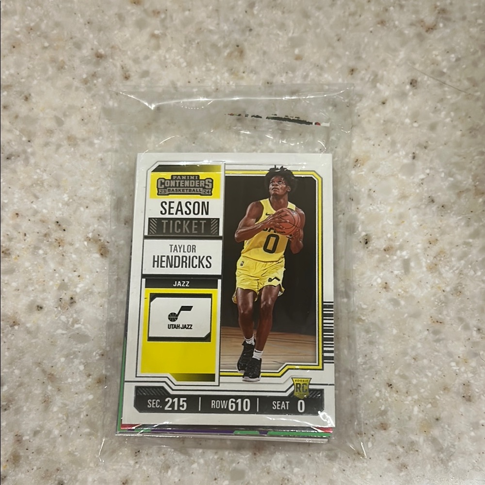 Panini Contenders Season Ticket Card - Taylor Hendricks